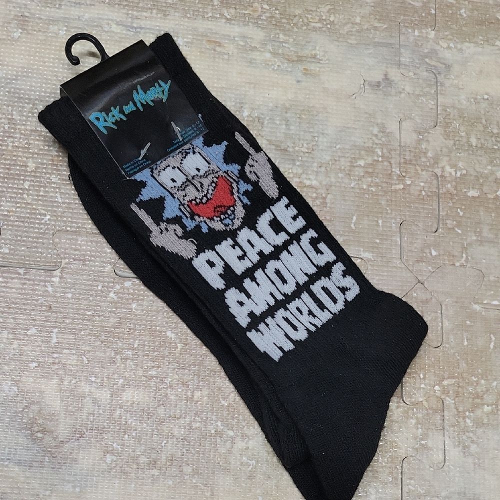 ADULT SWIM RICK AND MORTY SOCKS SIZE 6-12. MADE OF POLY SPANDEX ( HARD TO FIND)